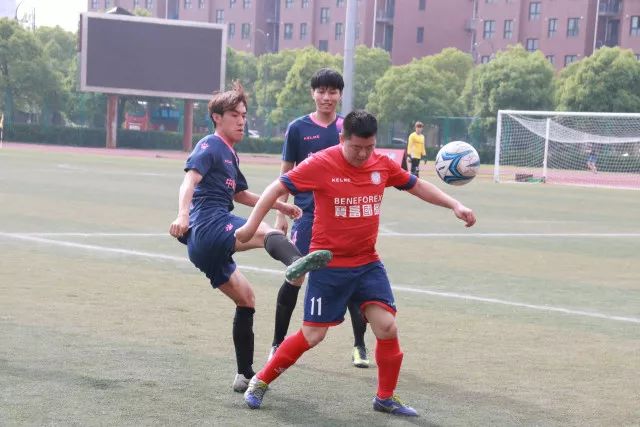 文班40+20马刺险胜尼克斯 森林狼力克掘金登顶
